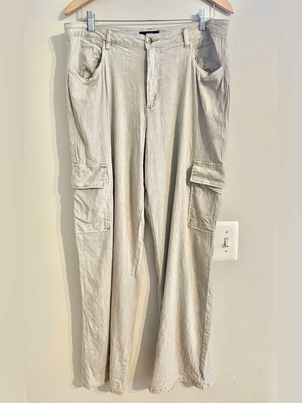 Kut from the Kloth Beige Cargo AKIA Wide Leg Pants Utility Pockets Sz 14- EUC